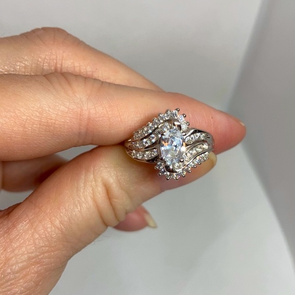 🎄NWT Simulated Diamond ring sterling silver J-39 - Picture 4 of 10